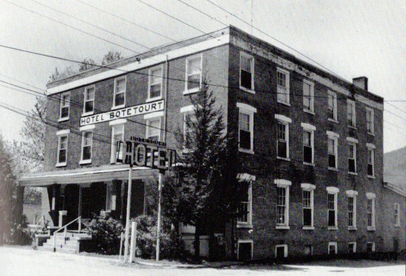 Hotel Botetourt Digital Archive for Botetourt Memory launch.jpg