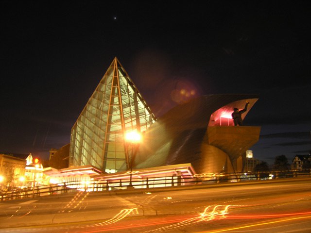 The Taubman Museum