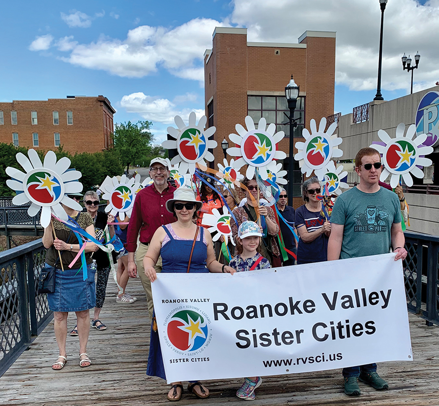 Daisy Art Parade. ©Courtesy of Roanoke Valley Sister Cities