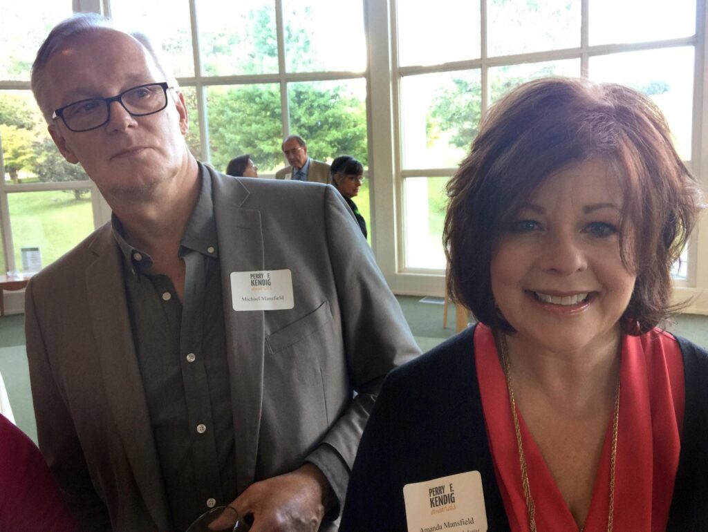 Amanda Mansfield (right) and her husband Mike Mansfield