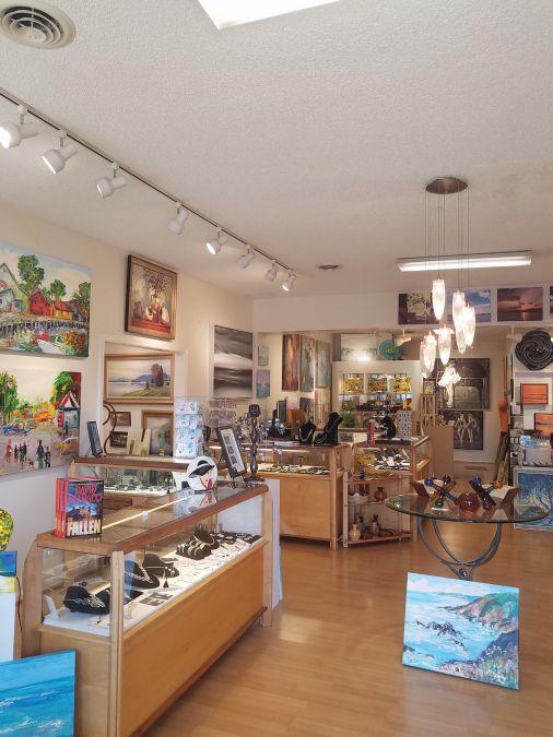 The Little Gallery hosts events, too, like a May book signing by popular author and part-time local resident David Baldacci. Roanoke artist Gregory Osterhaus will be featured in August.