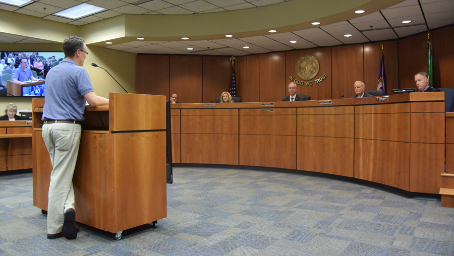 County resident Landon Smith addresses the Board of Supervisors about the 419 Town Center.