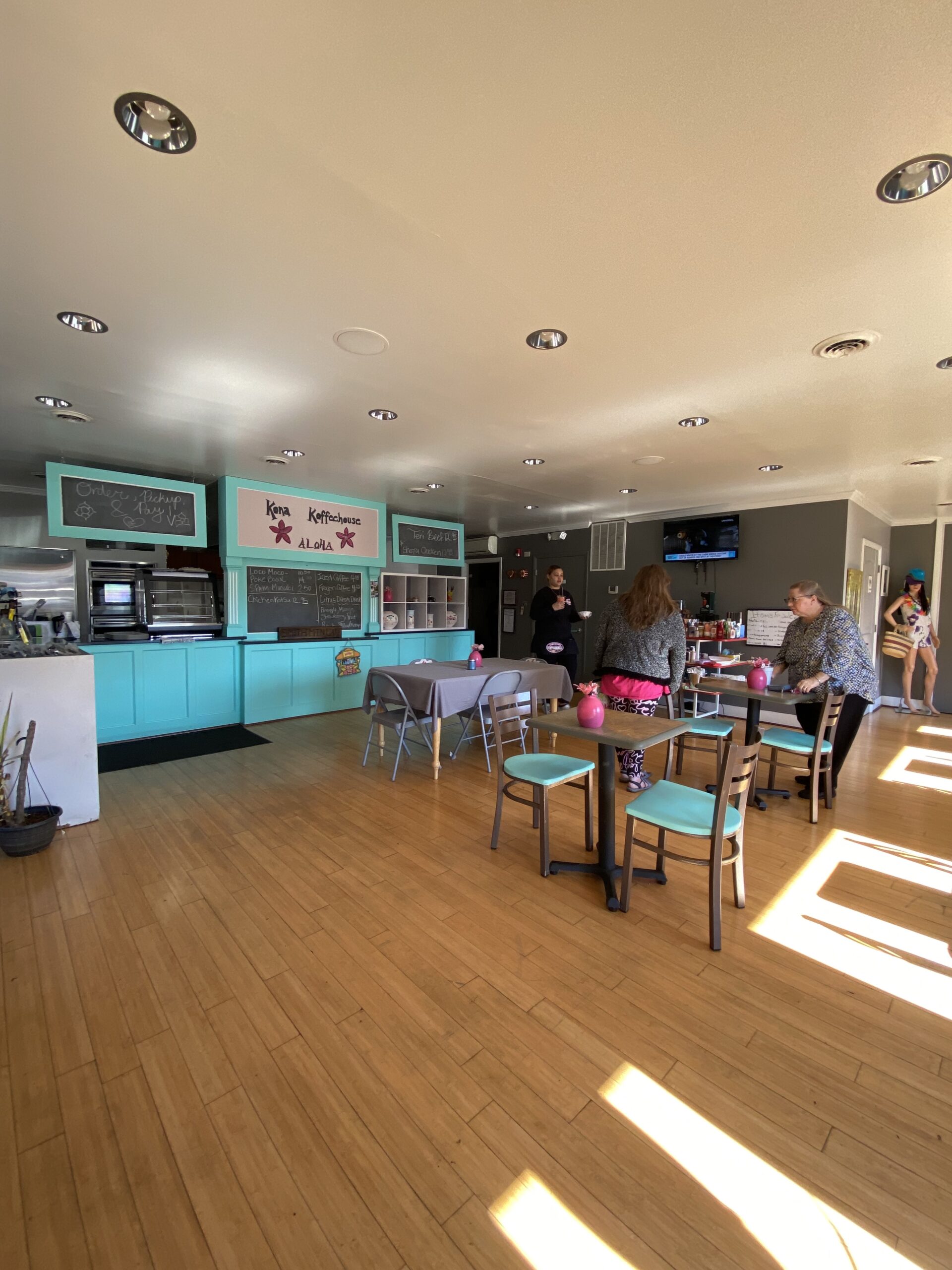Kona Koffeehouse welcomes guests with its bright and inviting space.
