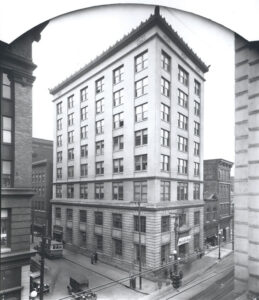 The State and City Bank at 102 Campbell Avenue, SW, in 1928.
