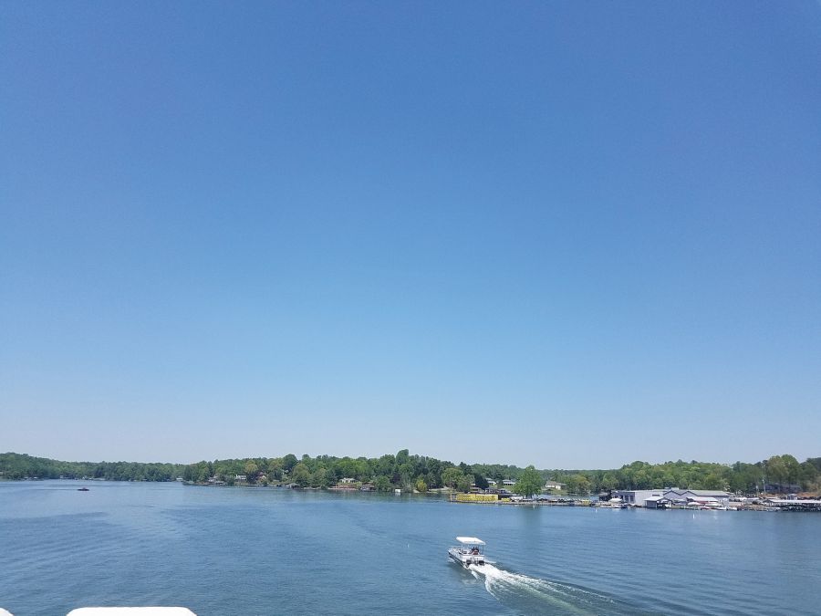 Pretty views and open water beckon.