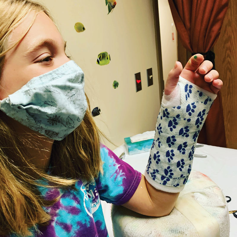 Hoverboard: 1
Amelia: 0