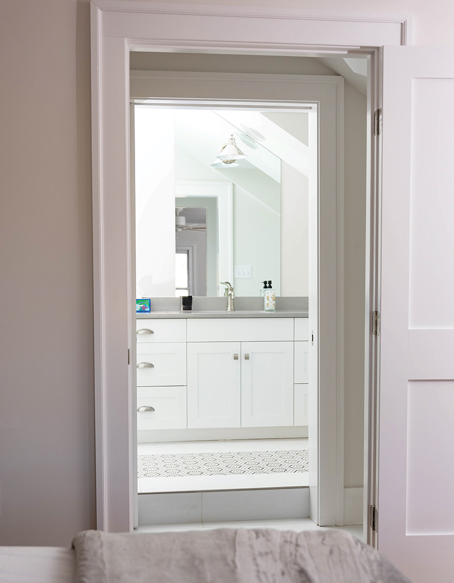 All bedrooms have an en suite bathroom.