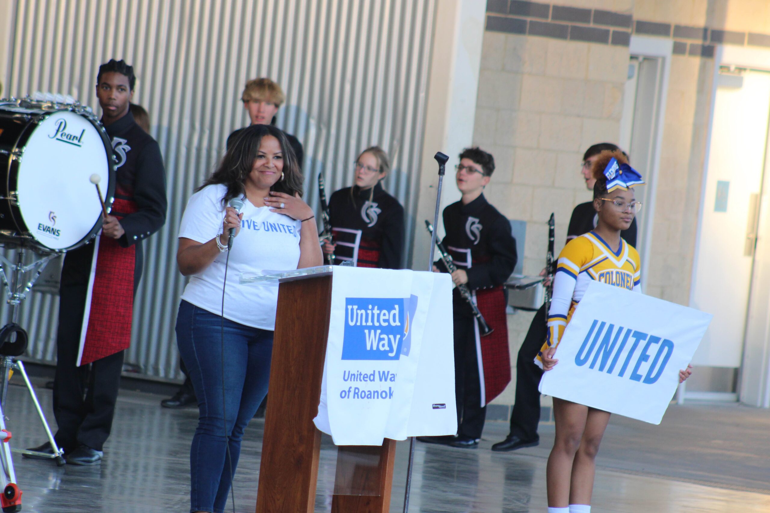 Kianna Marshall speaks to the crowd.