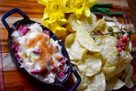 a4a81fba-43fa-11e9-b134-120e7ad5cf50-reuben_dip_photo
