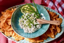 c5ccc726-45a9-11e9-b4a6-12f1225286c6-caramelized_onion_dip