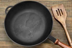 cd907e0e-ca9b-11e9-83e1-12f1225286c6-Cast-Iron-Pan